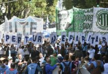 Educadores de todo el país están a Buenos Aires para la Marcha Federal