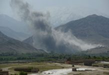 La «súper bomba» de Estados Unidos mató a 36 yihadistas en Afganistán La súper bomba de EEUU mató a 36 yihadistas en Afganistán