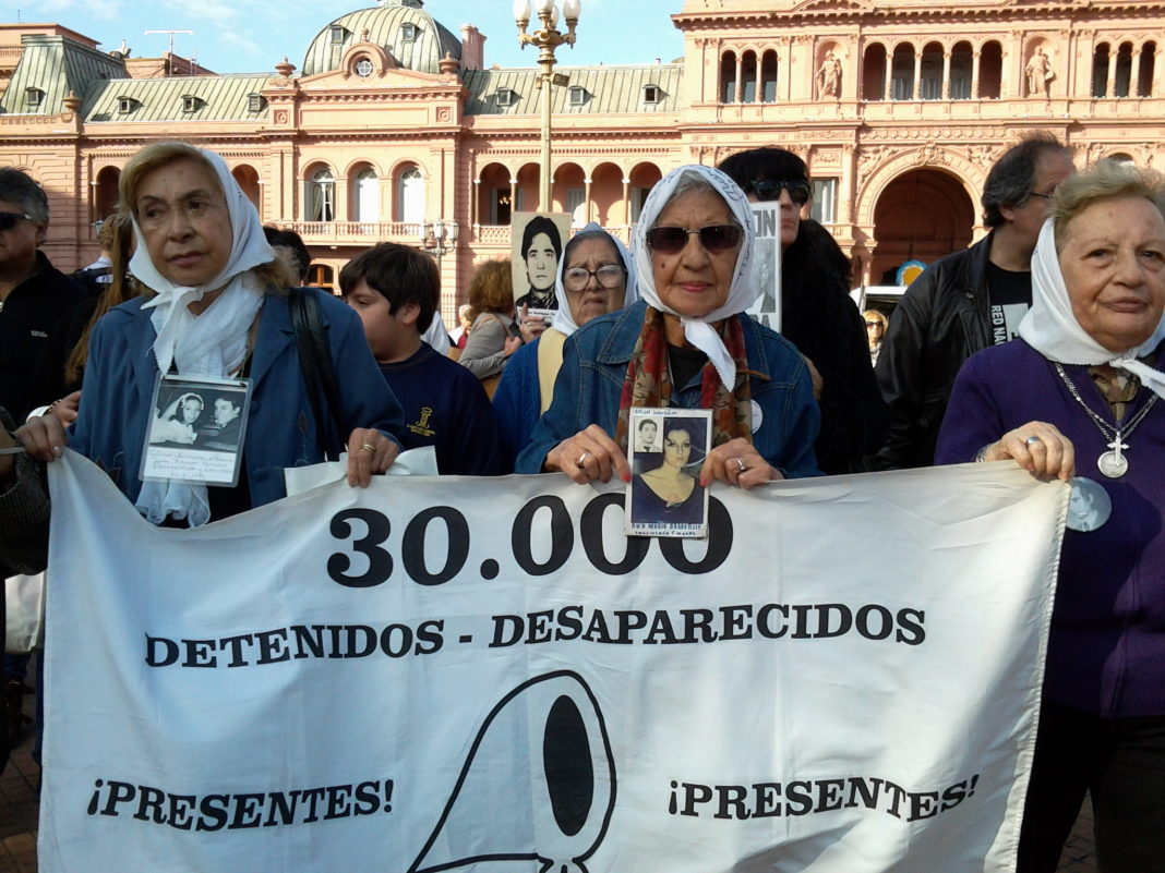 Madres, Línea Fundadora,