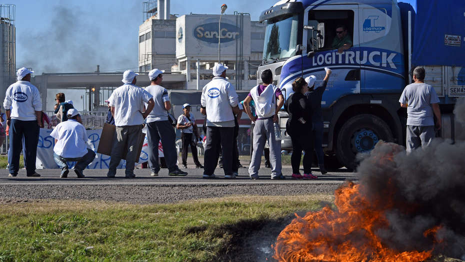 Atilra y trabajadores de SanCor