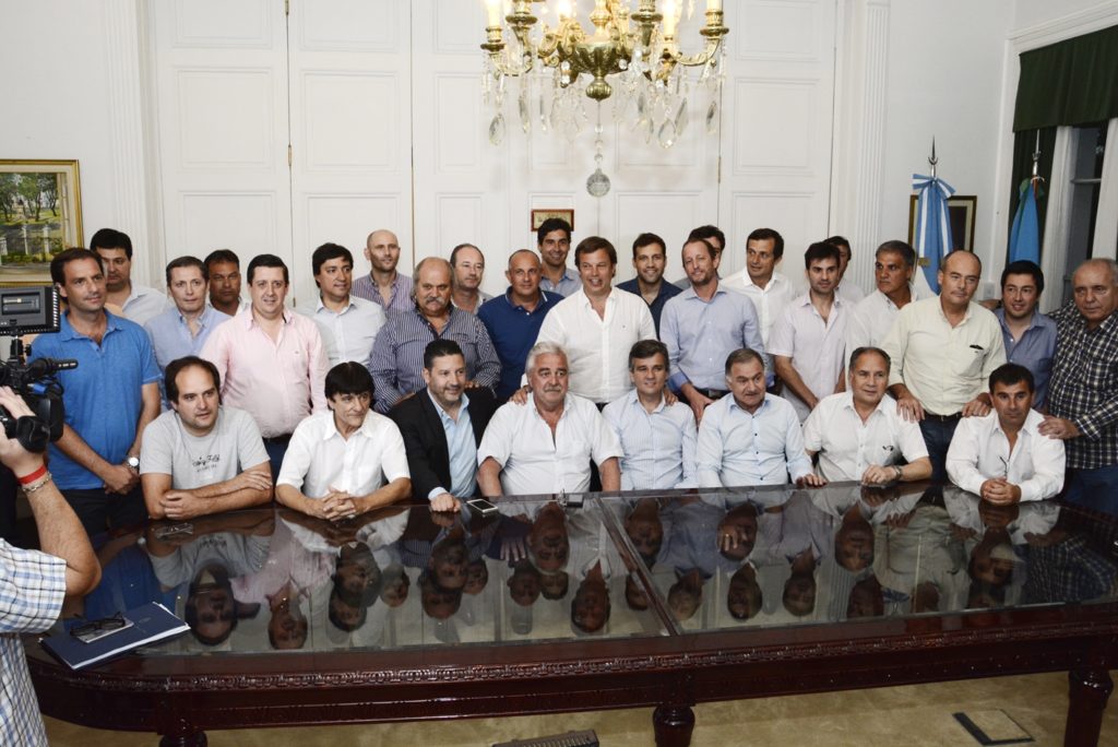 Intendentes peronistas del Conurbano llamaron a un "gran frente electoral"