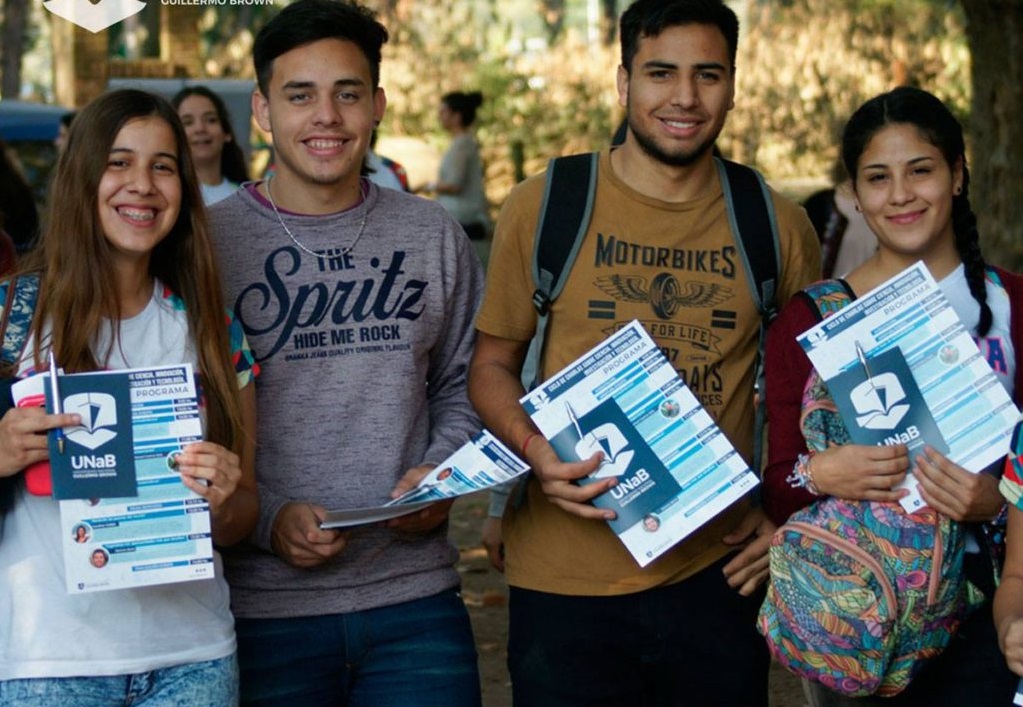 La Universidad de Brown confirmó tres carreras, universidad de almirante brown