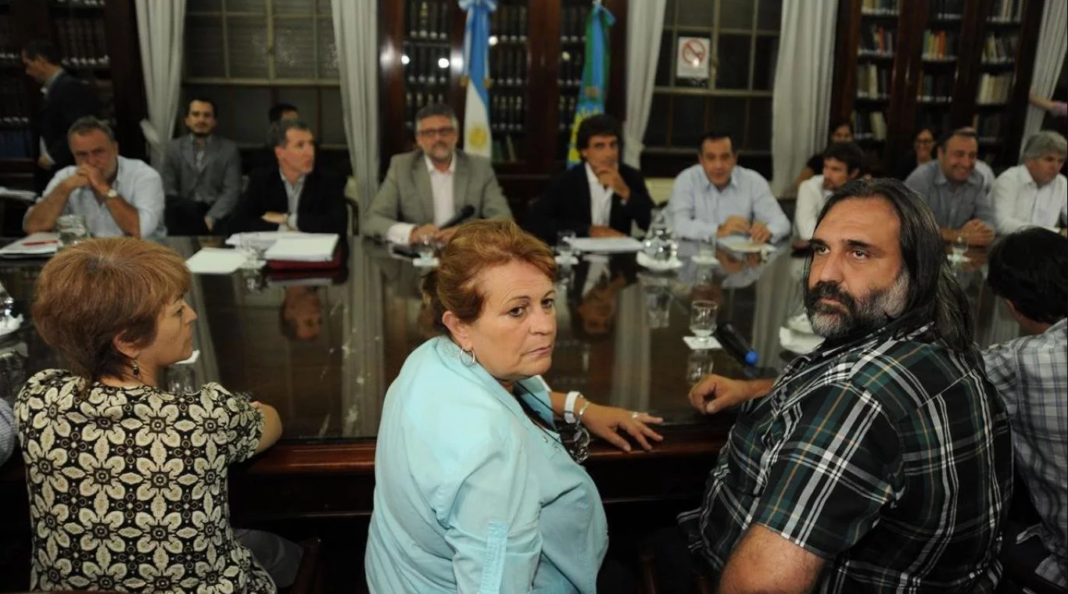 El gobierno de Vidal retomó el diálogo con los docentes