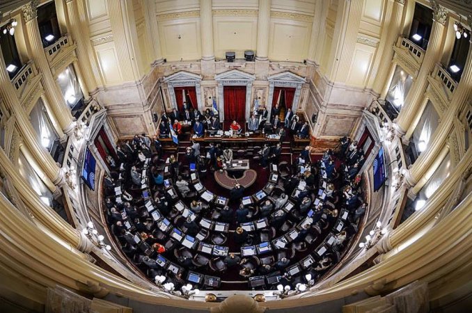 Evacuaron el Senado por una amenaza de bomba