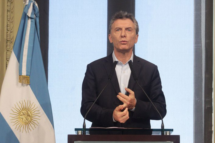 Macri habló sobre la privatización de Arsat