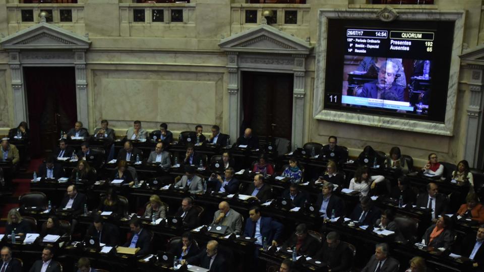 Cambiemos fracasó en expulsar a De Vido de Diputados