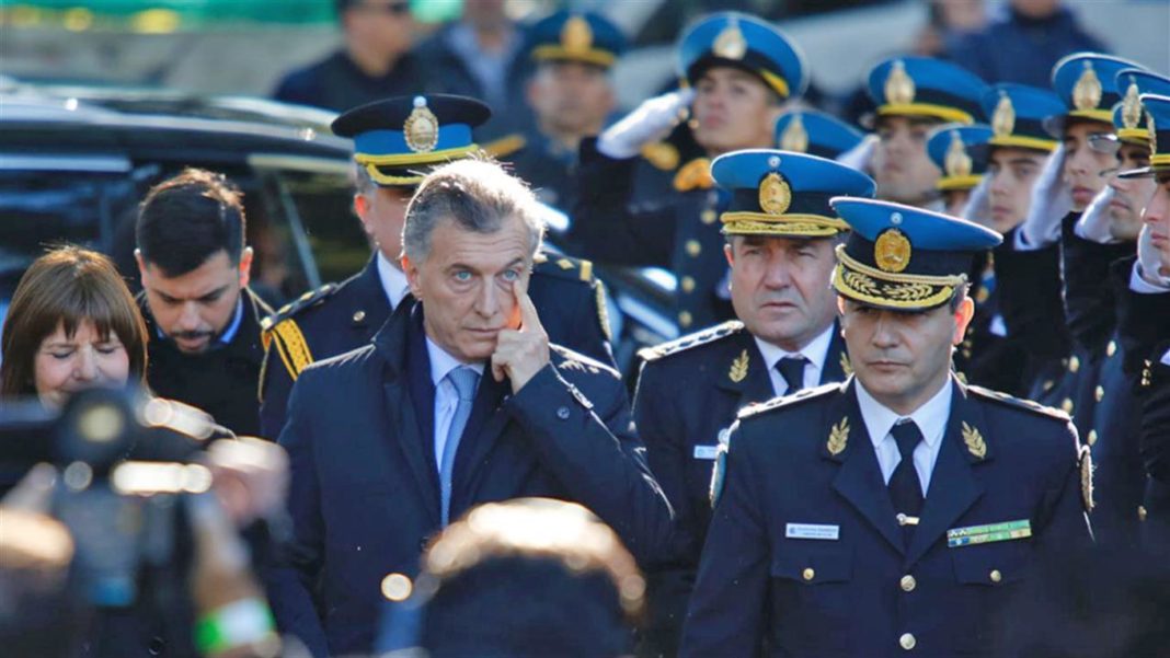 Macri homenajeó a policías federales caídos