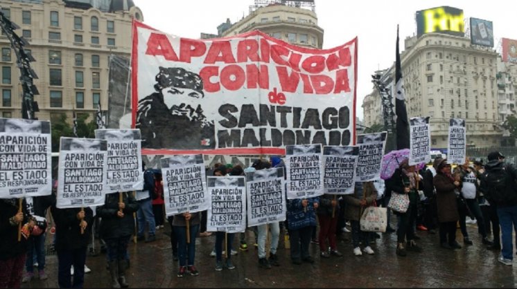 Masiva marcha para reclamar la aparición de Santiago Maldonado