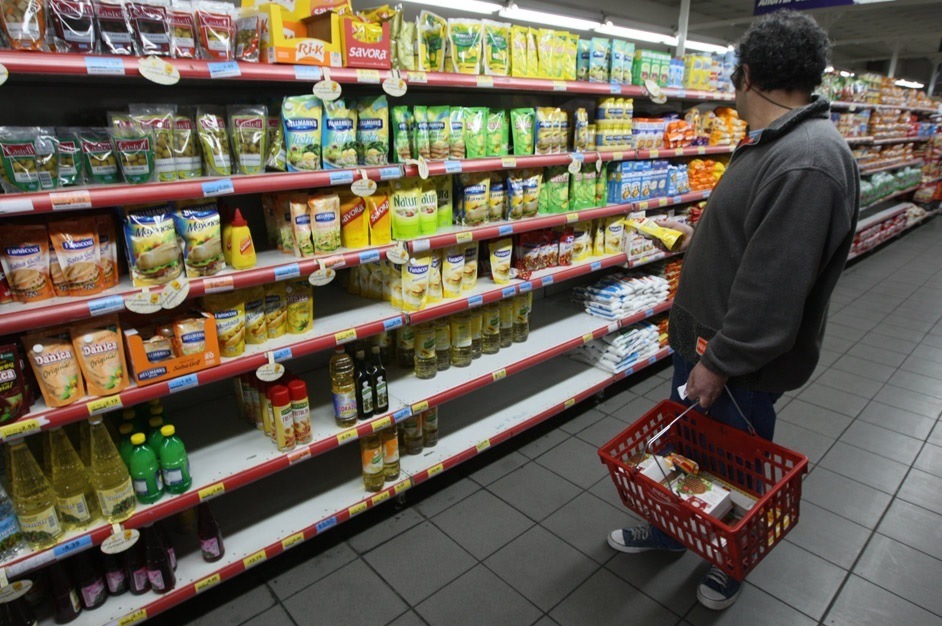 El Gobierno investigará a los supermercados por aumentos de precios