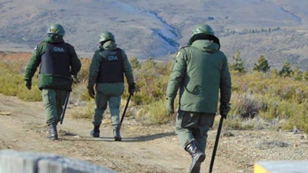 Gendarmes cada vez mas complicados en el caso Maldonado