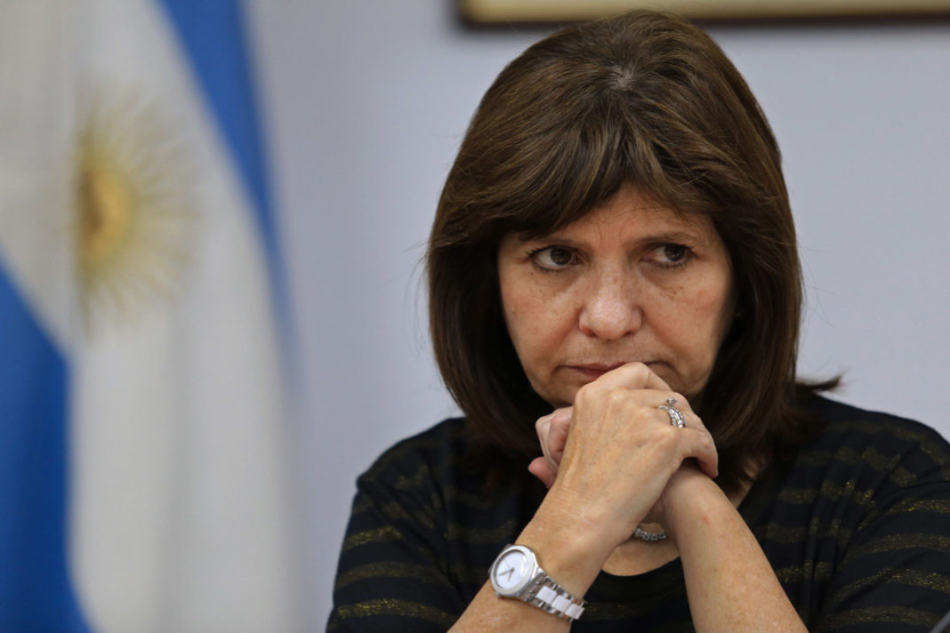 Patricia Bullrich, Carolina Pavlovsky