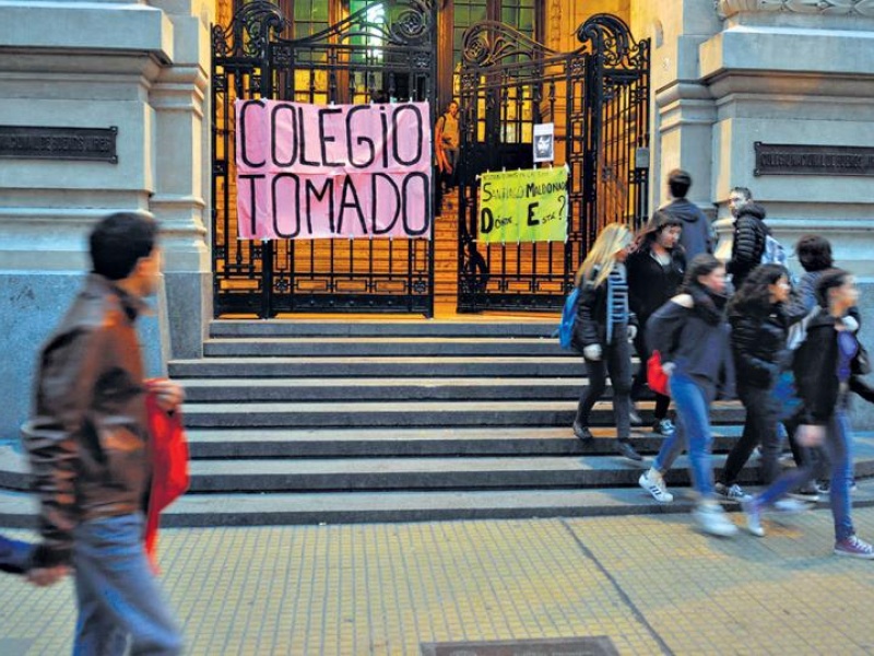 Garavano calificó de ilegalidad la toma de colegios