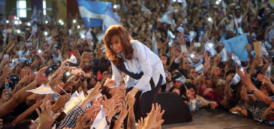 Cristina en Malvinas Argentinas dijo hay que unir los votos