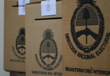 Lanús: Militantes de cambiemos se hicieron pasar por presidentes de mesa Militantes de cambiemos detenidos en lanus