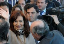 Cristina se reunió con intendentes para fortalecer los votos de su frente