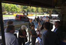 Sin notificación, allanan la Casa de las Madres de Plaza de Mayo en plena feria