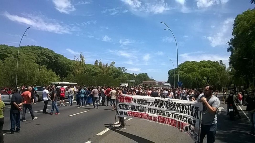 Trabajadores del INTI reclaman por despidos en la General Paz