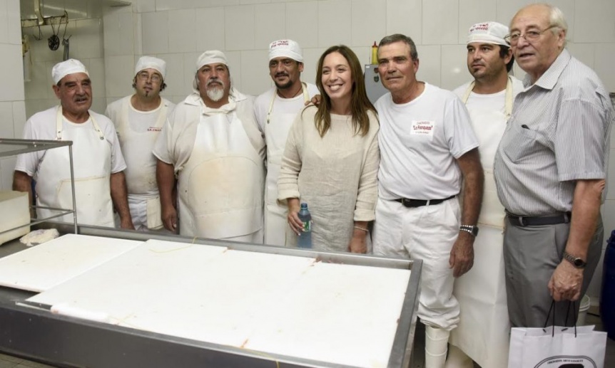 En Lanús, Vidal recorrió una fábrica que invertirá 20 millones de dólares