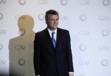 La justicia investigará al ministro Luis Etchevehere por el bono de 500 mil pesos que le pagó la Rural