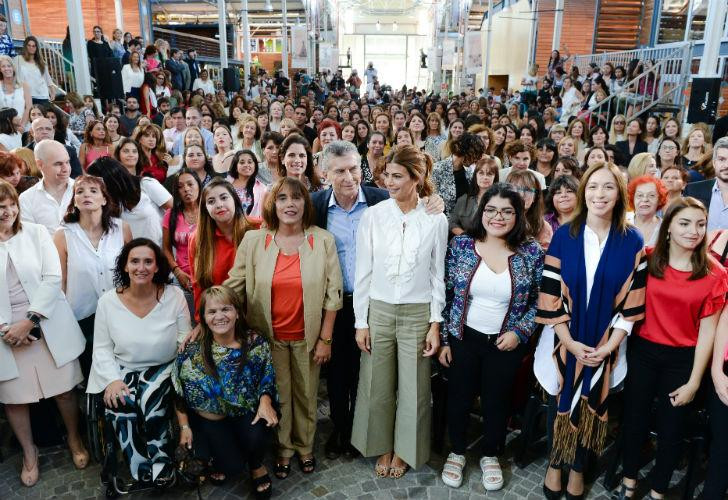 Acto oficial del dia de la mujer