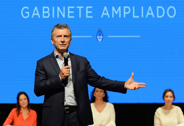 Macri avanza por el voto feminino