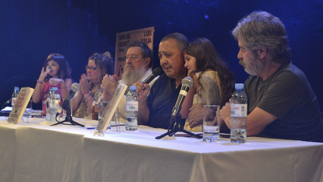 D'Elía presentó su libro en el ND Ateneo