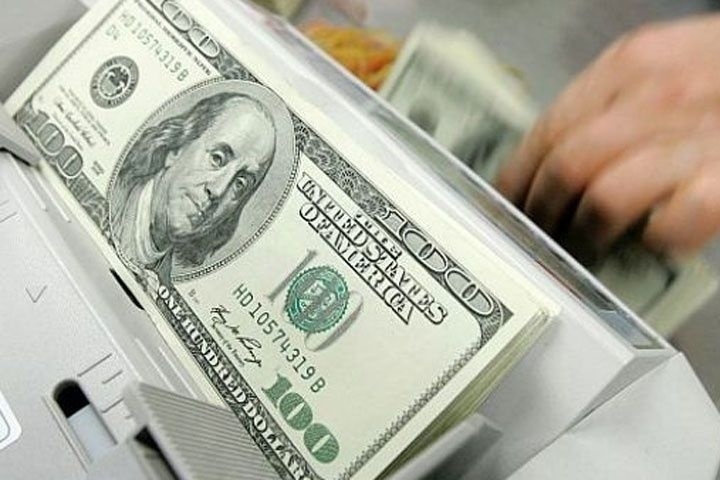 El dólar volvió a subir y marcó un nuevo récord