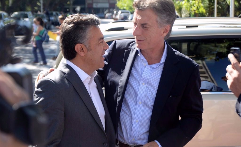Macri viaja a Mendoza para encabezar actividades con Cornejo