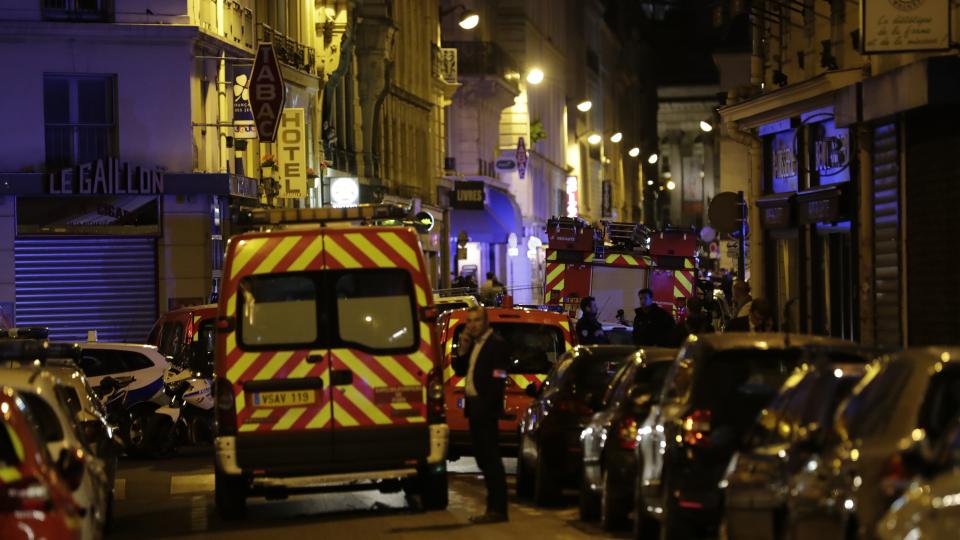 Un muerto y varios heridos tras un ataque en París