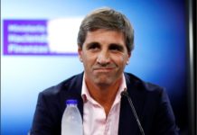 Luis Caputo vendió sus Lebac y compró dólares antes de la devaluación Finanzas toma deuda colocando Letras del Tesoro en Dólares