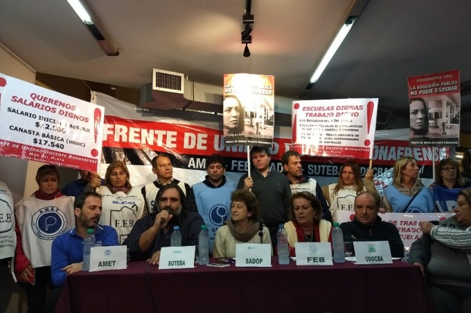 Docentes bonaerenses anuncian paro de 48 horas