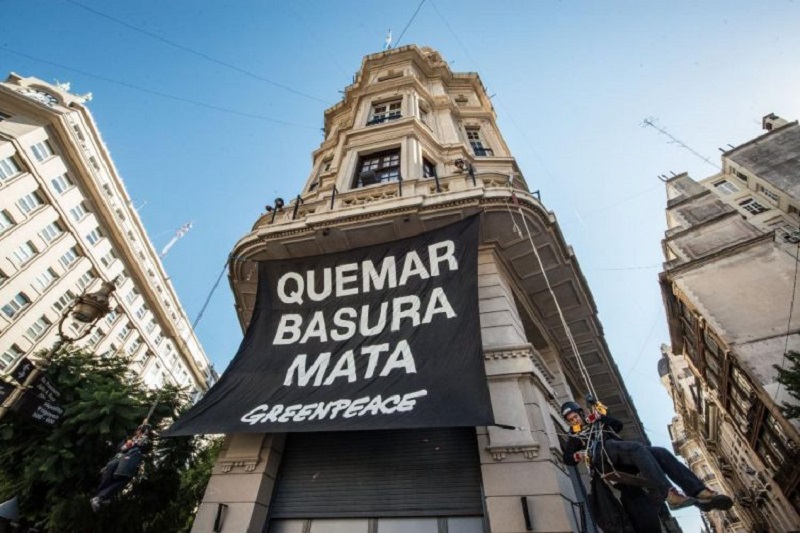 Protesta de Greenpeace en la Legislatura Porteña 