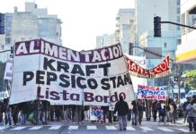 Protesta de trabajadores de la ex Kraft por despidos Protesta de trabajadores de la ex Kraft por despidos