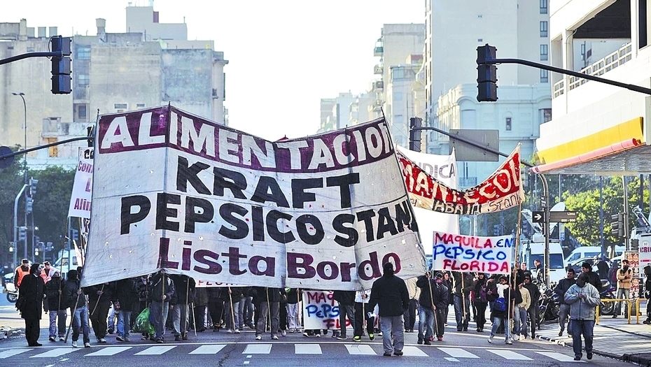 Protesta de trabajadores de la ex Kraft por despidos