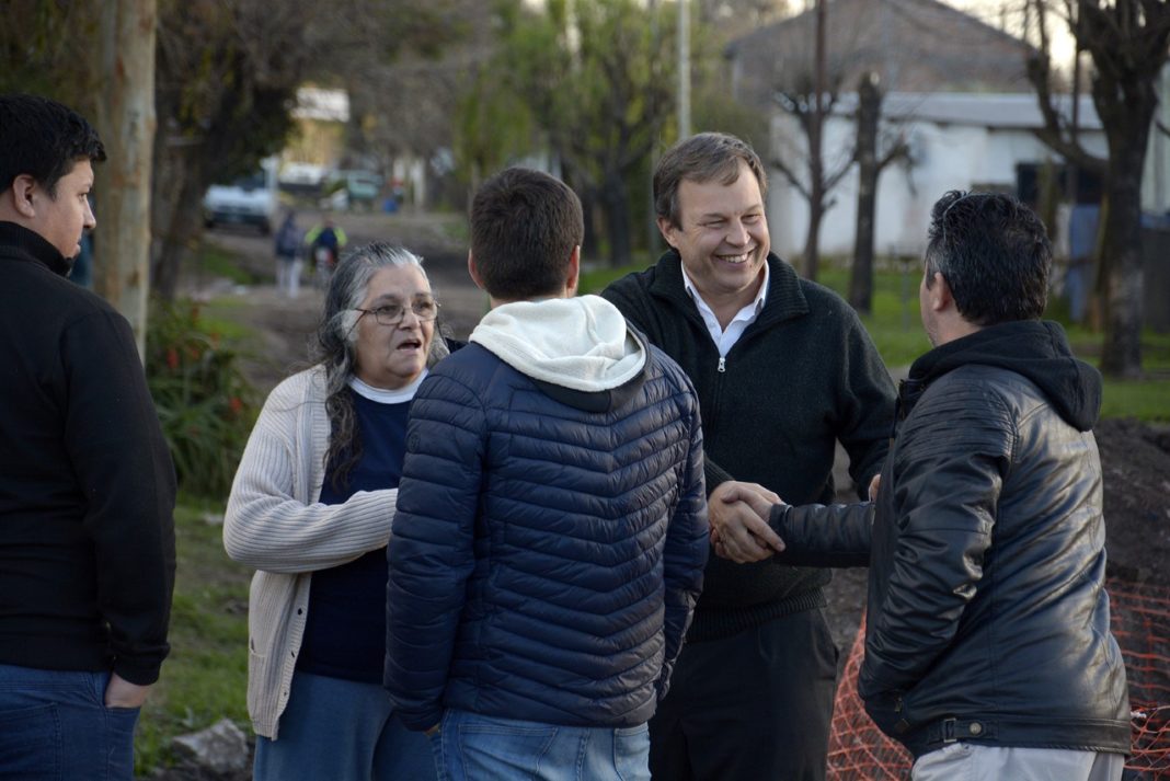 mariano cascallares, Almirante Brown, iluminarias