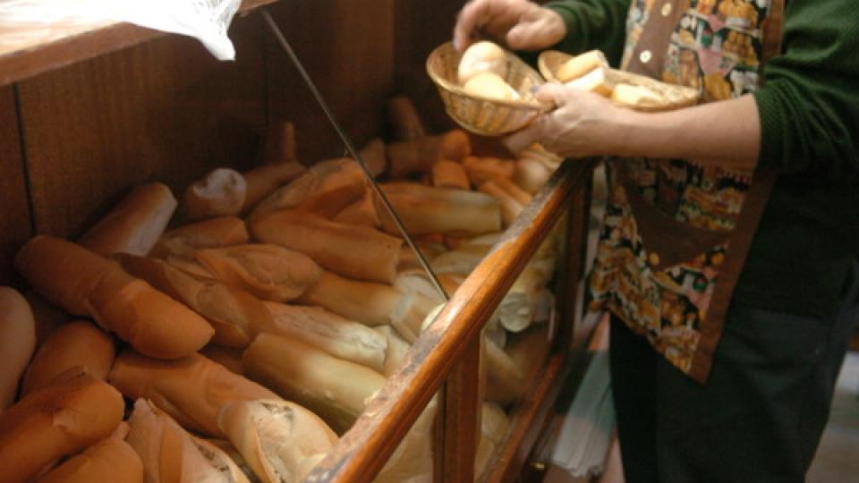 El precio del kilo de pan puede llegar a 80 pesos por el aumento de la harina