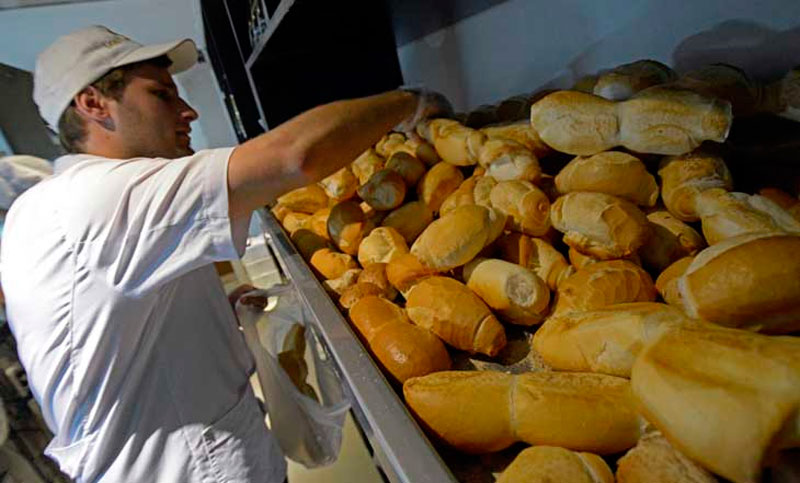 Panaderos bonaerenses piden reunirse con el gobierno para evitar despidos