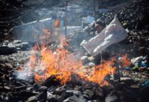 En un clima de protesta y tensión, la Legislatura Porteña aprobó la quema de basura en la Ciudad