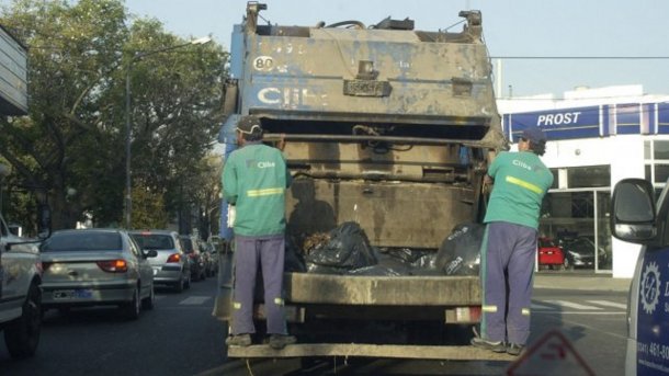Camioneros realiza "medidas de fuerza sorpresivas" por el conflicto salarial
