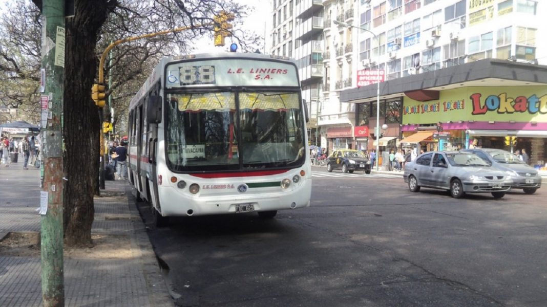 Paro de colectivos: no funciona la línea 88 por un chofer baleado