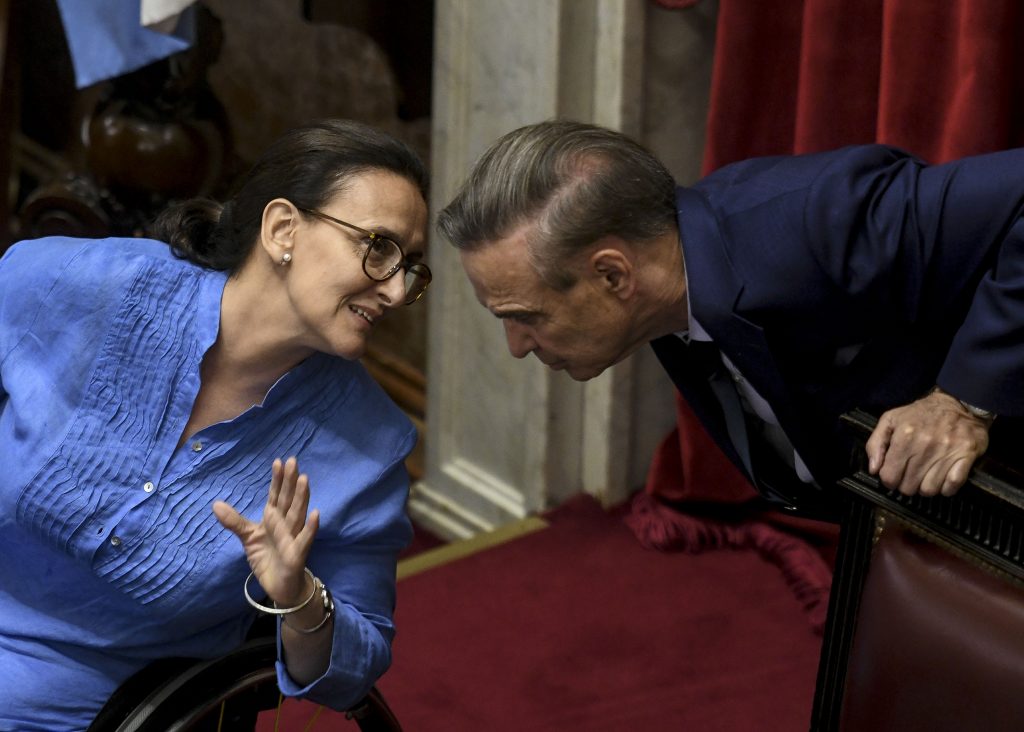 Cambiemos defiende a Michetti por el debate del aborto y ataca a Pichetto