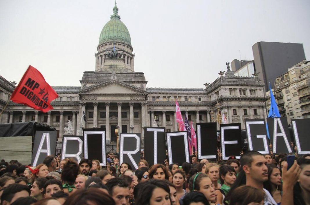 El proyecto de despenalización del aborto se trata en Diputados