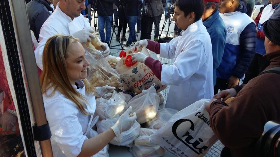 Panazo, la protesta de panaderos frente al Congreso: ¿el kilo de pan 90 pesos?