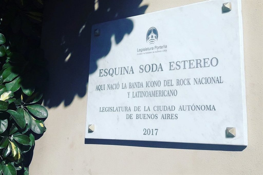 Papelón de Larreta: en Belgrano homenajearon a "Soda Estereo"