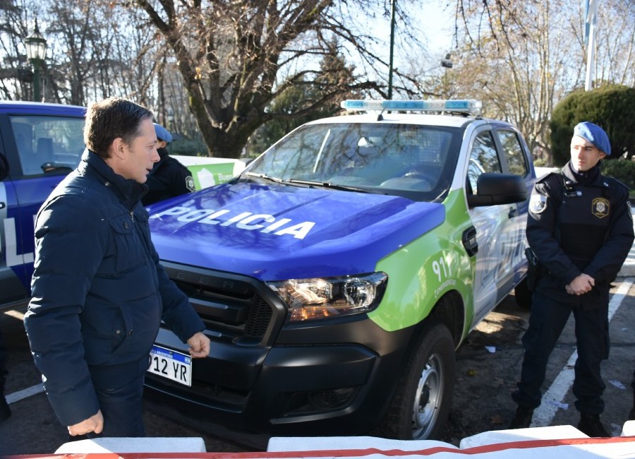 esteban echeverria, fernando gray, policia