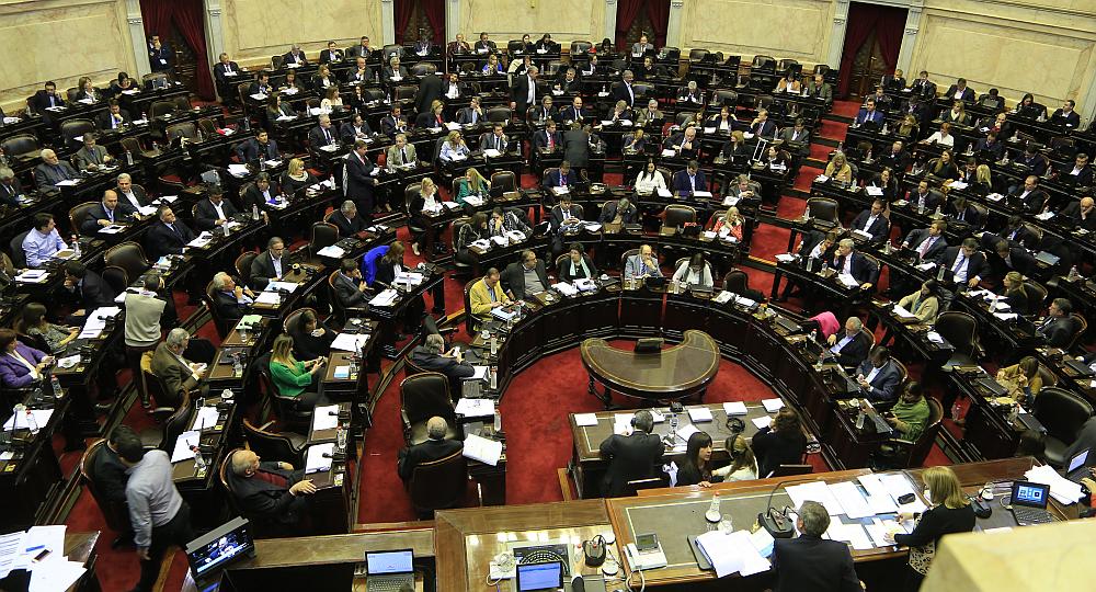 La oposición pidió sesión especial para derogar el decreto de las Fuerzas Armadas