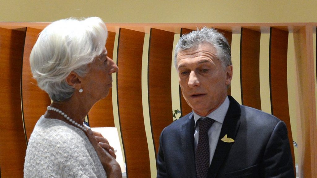 El FMI exige al Gobierno de Macri reforma laboral - Timing Politico