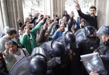 Heridos e incidentes frente al Ministerio de Agroindustria: despidieron a 600 trabajadores