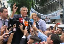 La Cámara Electoral confirmó el fin de la intervención del PJ: sale Barrionuevo y vuelve Gioja La Cámara Electoral confirmó el fin de la intervención del PJ: sale Barrionuevo y vuelve Gioja