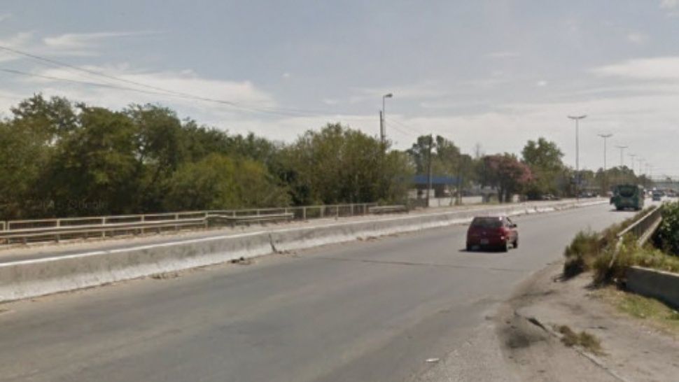 Secuestro en Lomas: le robaron y se tiró del auto en movimiento